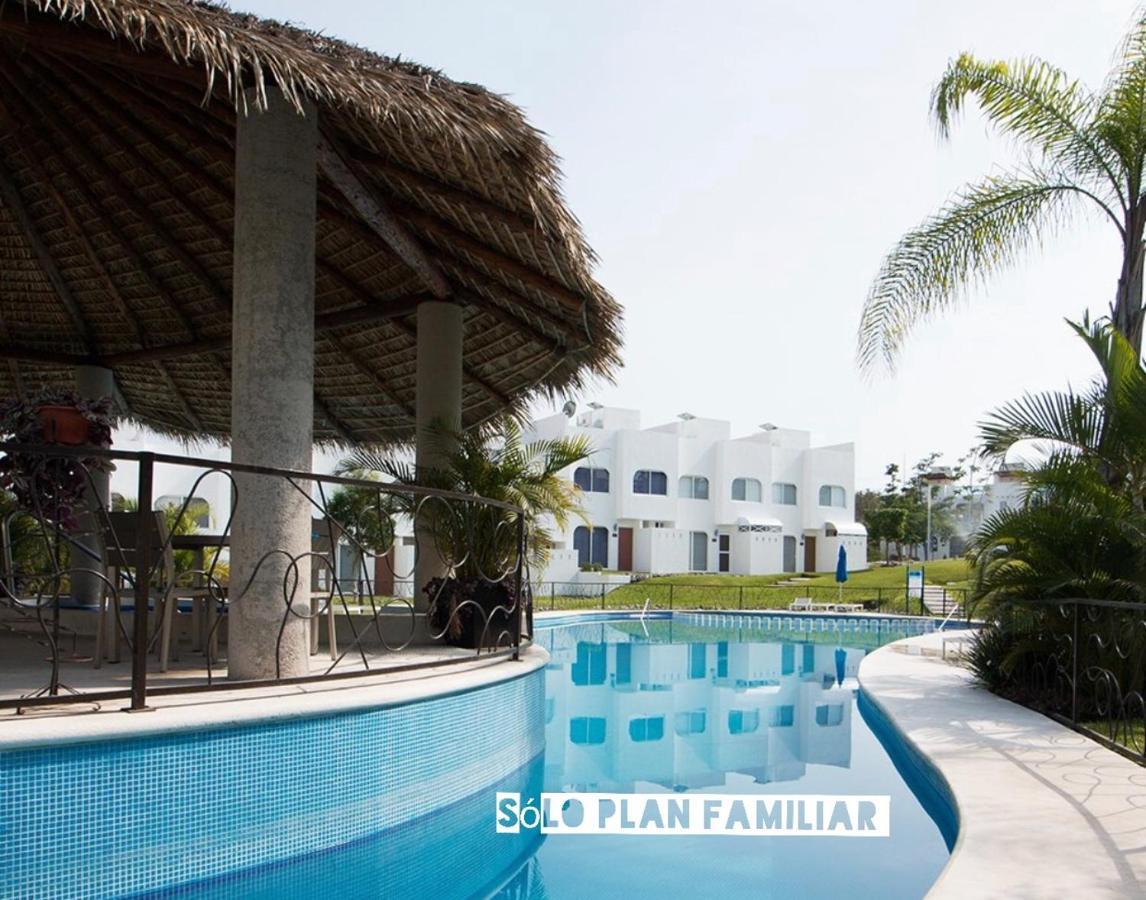 Bonita Casa En Condominio Con Alberca Y Acceso Al Lago テケスキテンゴ エクステリア 写真